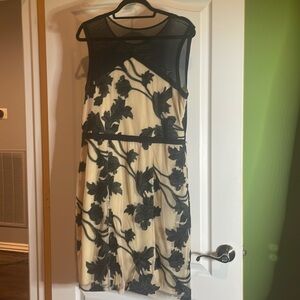 Embroidered black and tan dress Weston Size L p2p 19 inches gently worn🔥